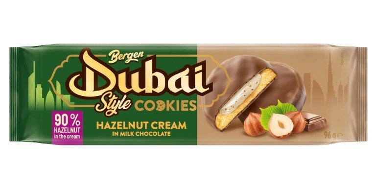 Bergen Dubai Style cookies mléčná čokoládová sušenka plněná lísko oříškovým krémem 96g